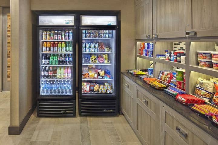 Snack bar